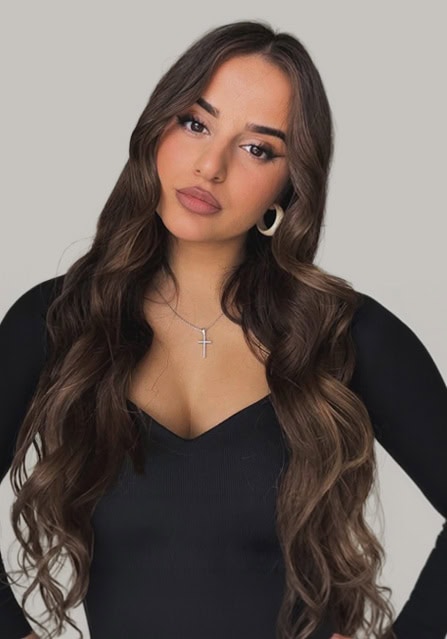 Ardita, Nageldesignerin